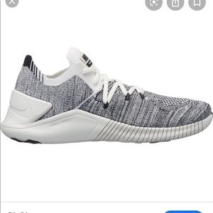 Nike Free TR Flyknit